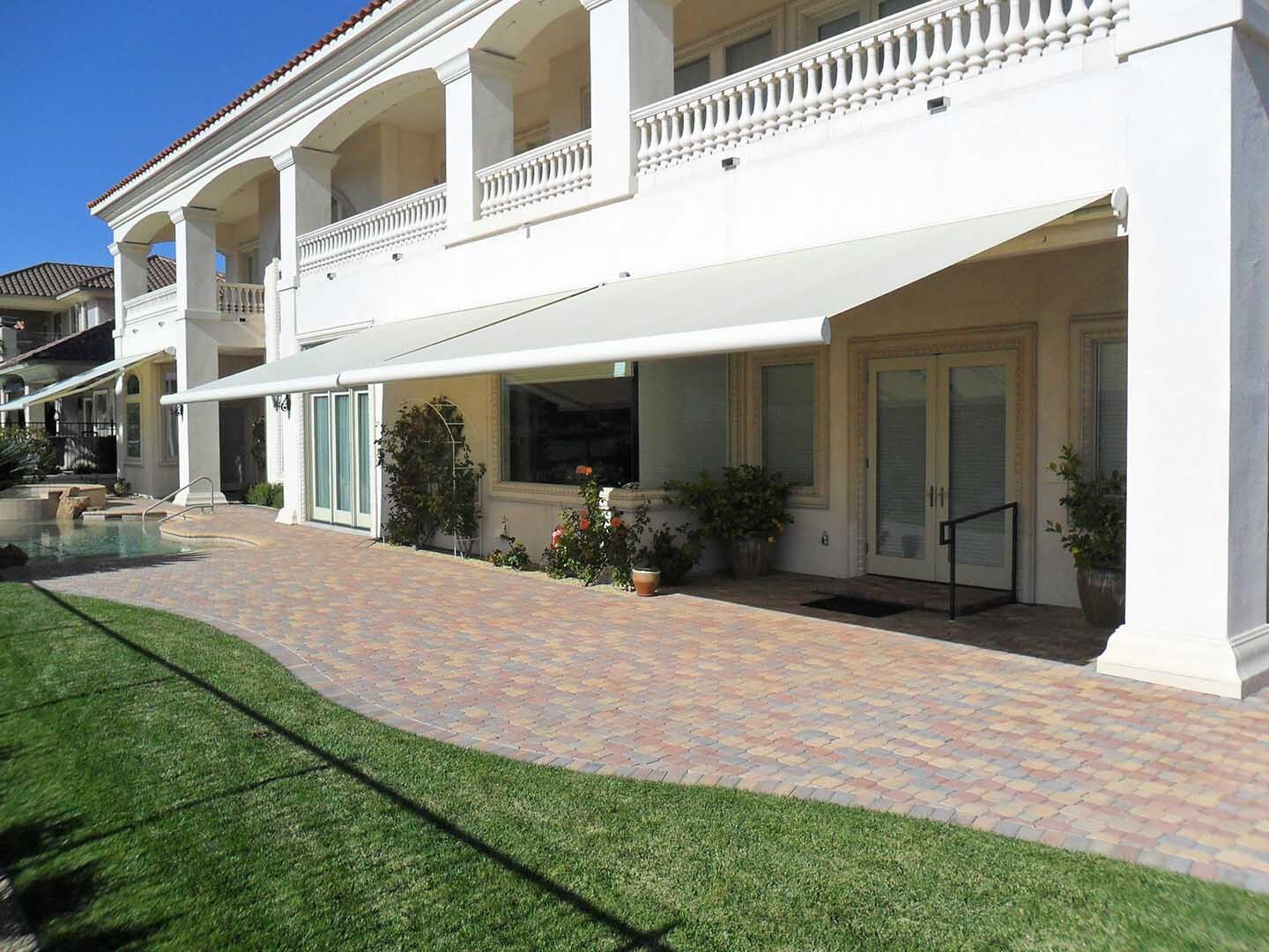 Retractable awnings in Las Vegas - Polar Shades