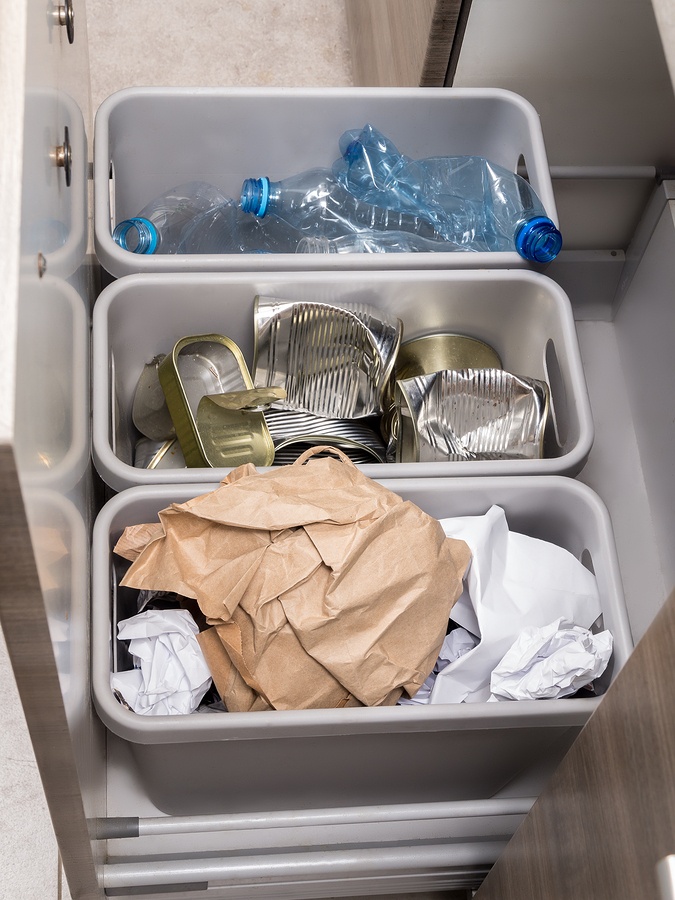 Organize Your Garbage Cans to Maximize Efficiency in Your Kitchen