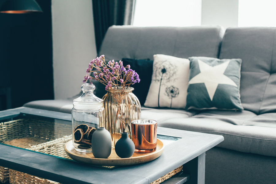 Use These Tips to Perfectly Decorate Your Coffee Table