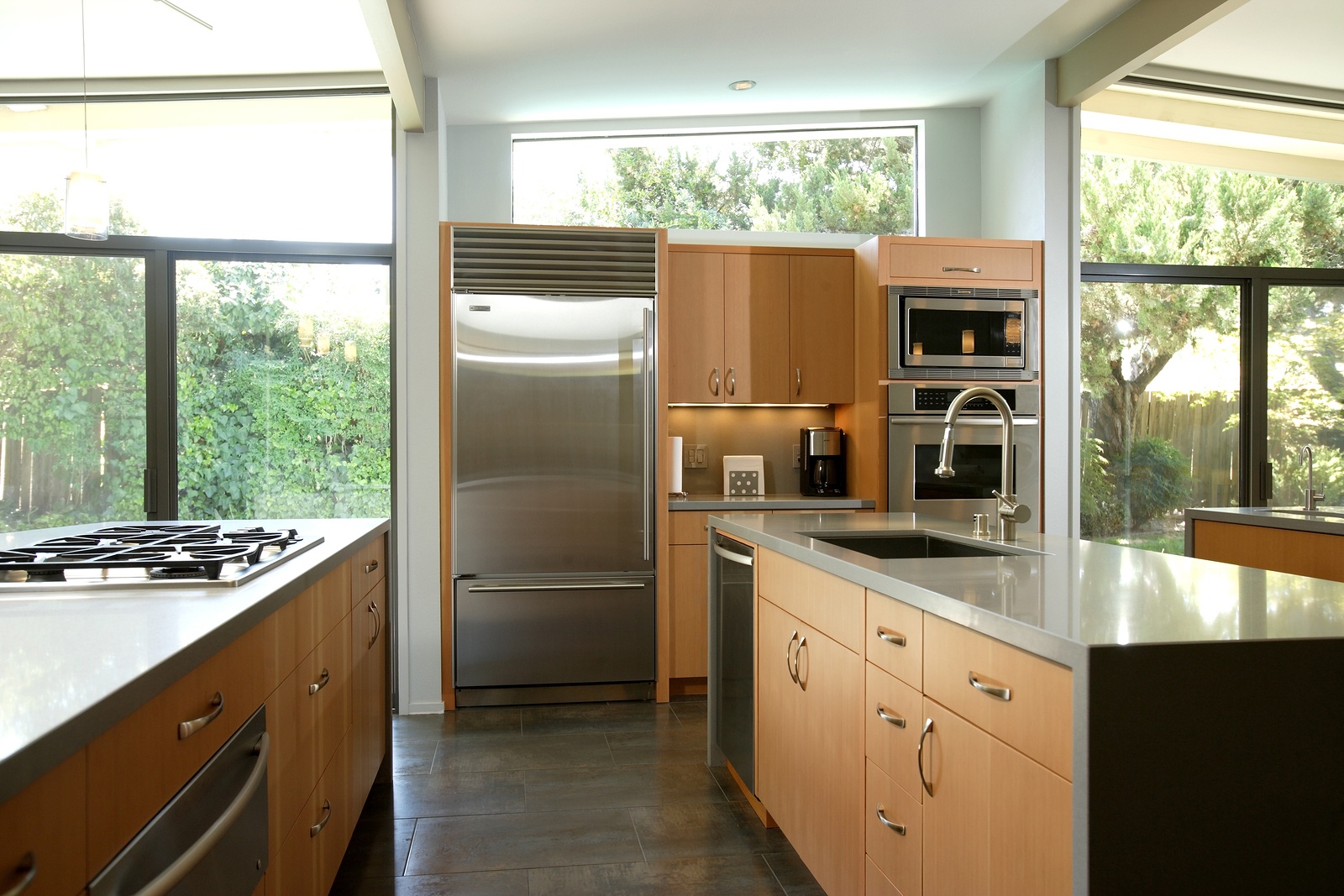 bigstock-Modern-Kitchen-3523208.jpg